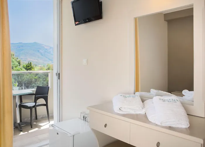 Hotel, Zakynthos Island 3* Kalamákion