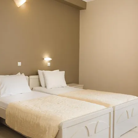 Hotel, Zakynthos Island מלון Kalamákion